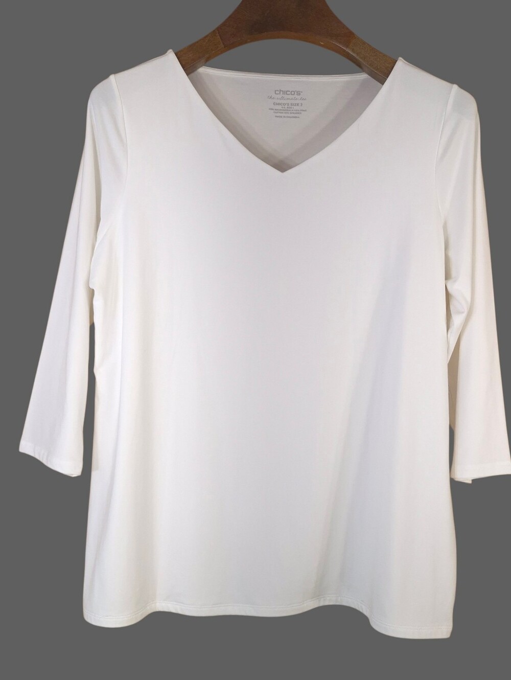 Chico's Touch Of Cool Ultimate Tee Wide V-neck 3/4 Sleeve Alabaster - Sz 2 L/12
